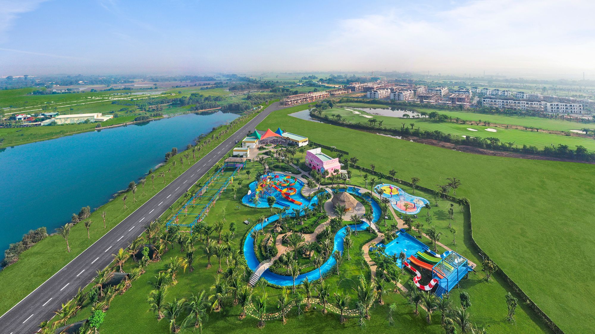 WEST LAKES GOLF & VILLAS