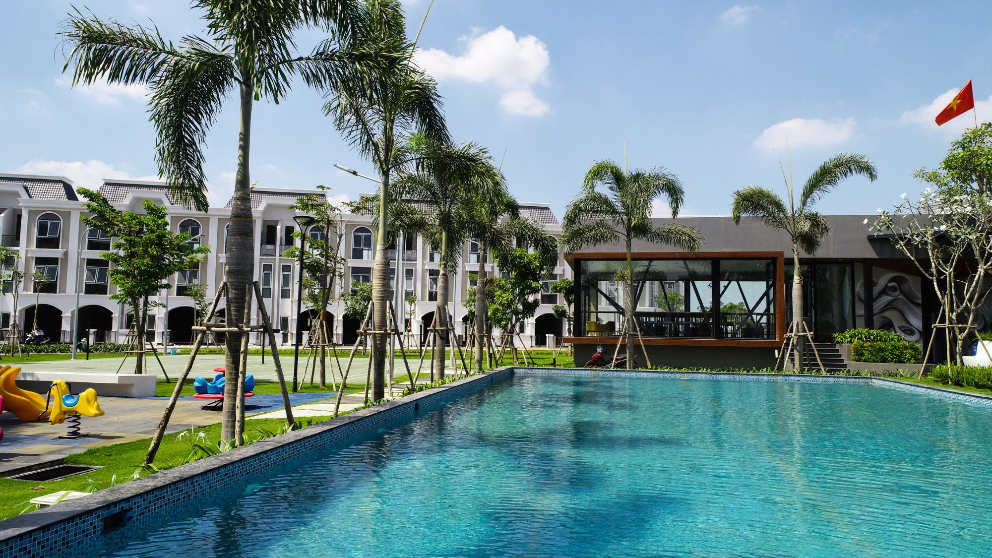LONG PHÚ VILLA