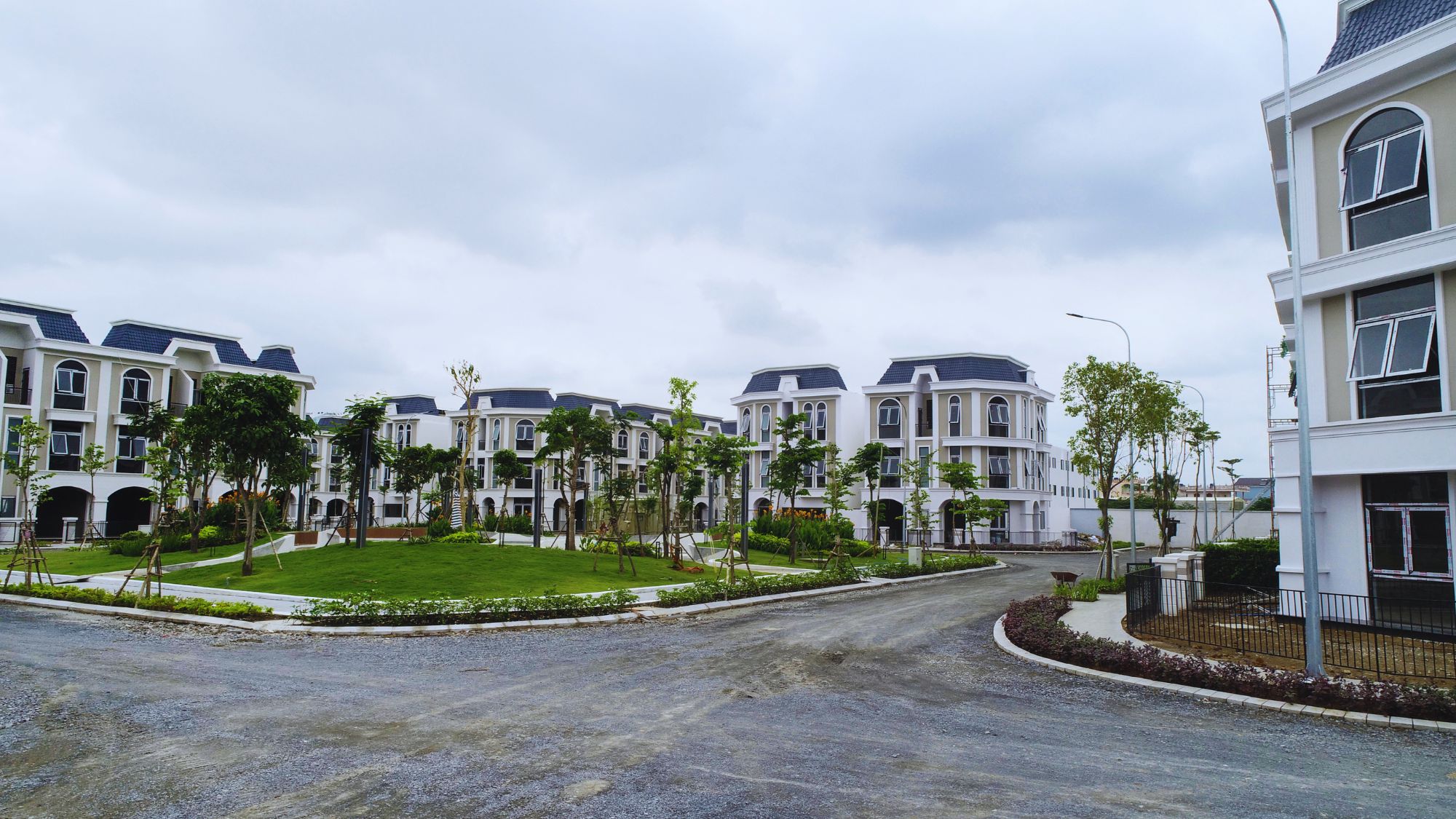 LONG PHÚ VILLA