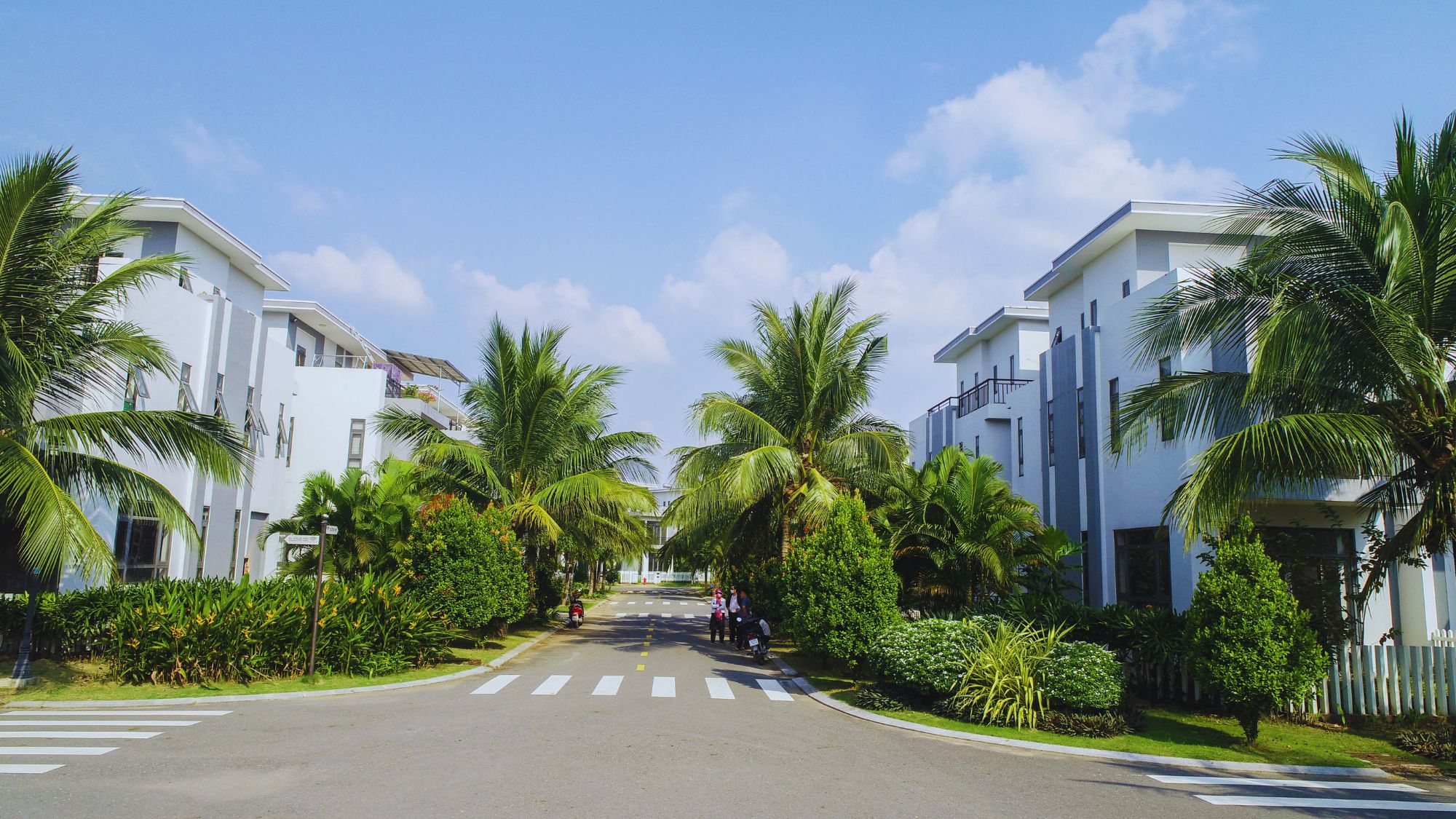 BELLA VILLA