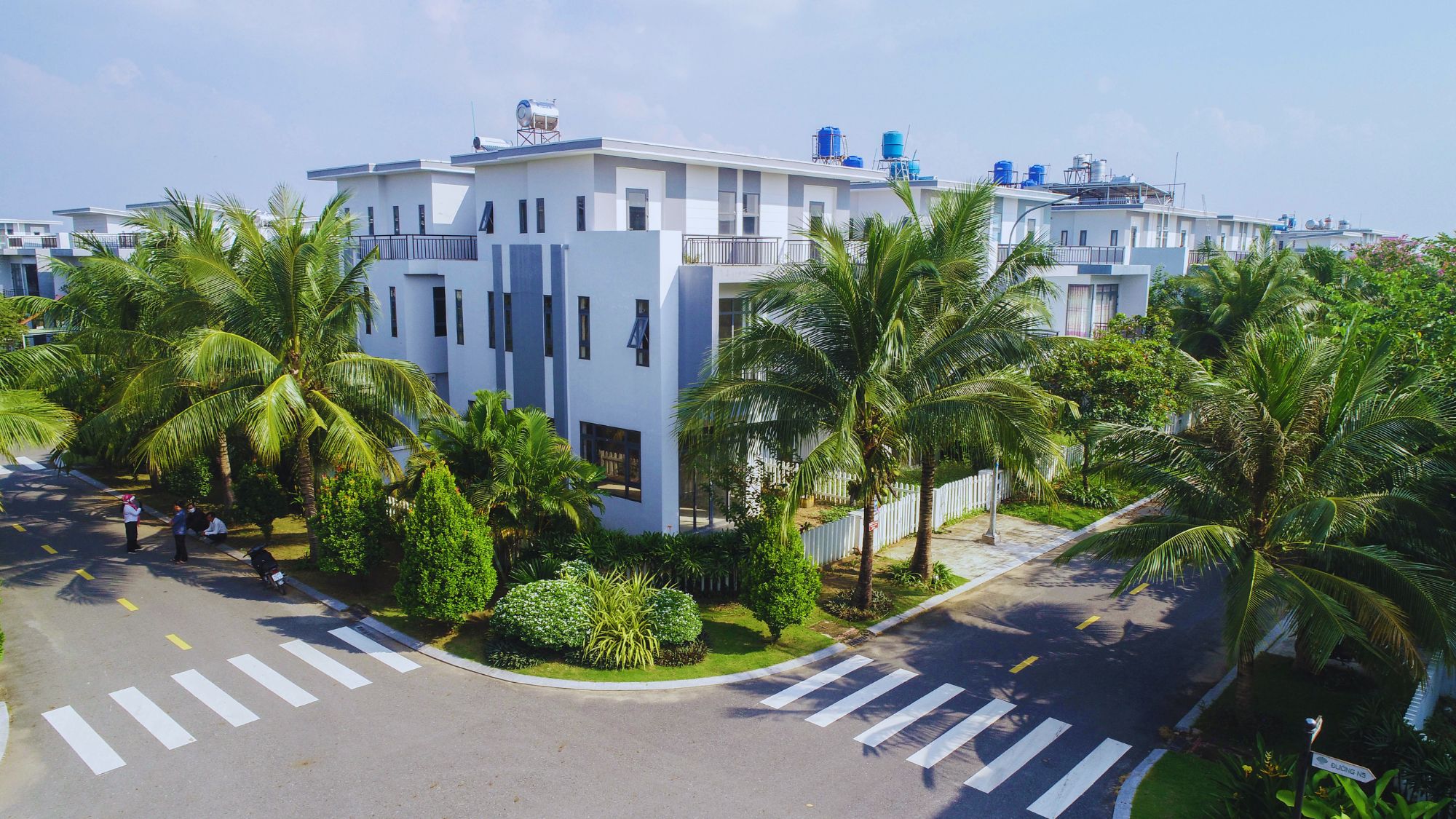 BELLA VILLA