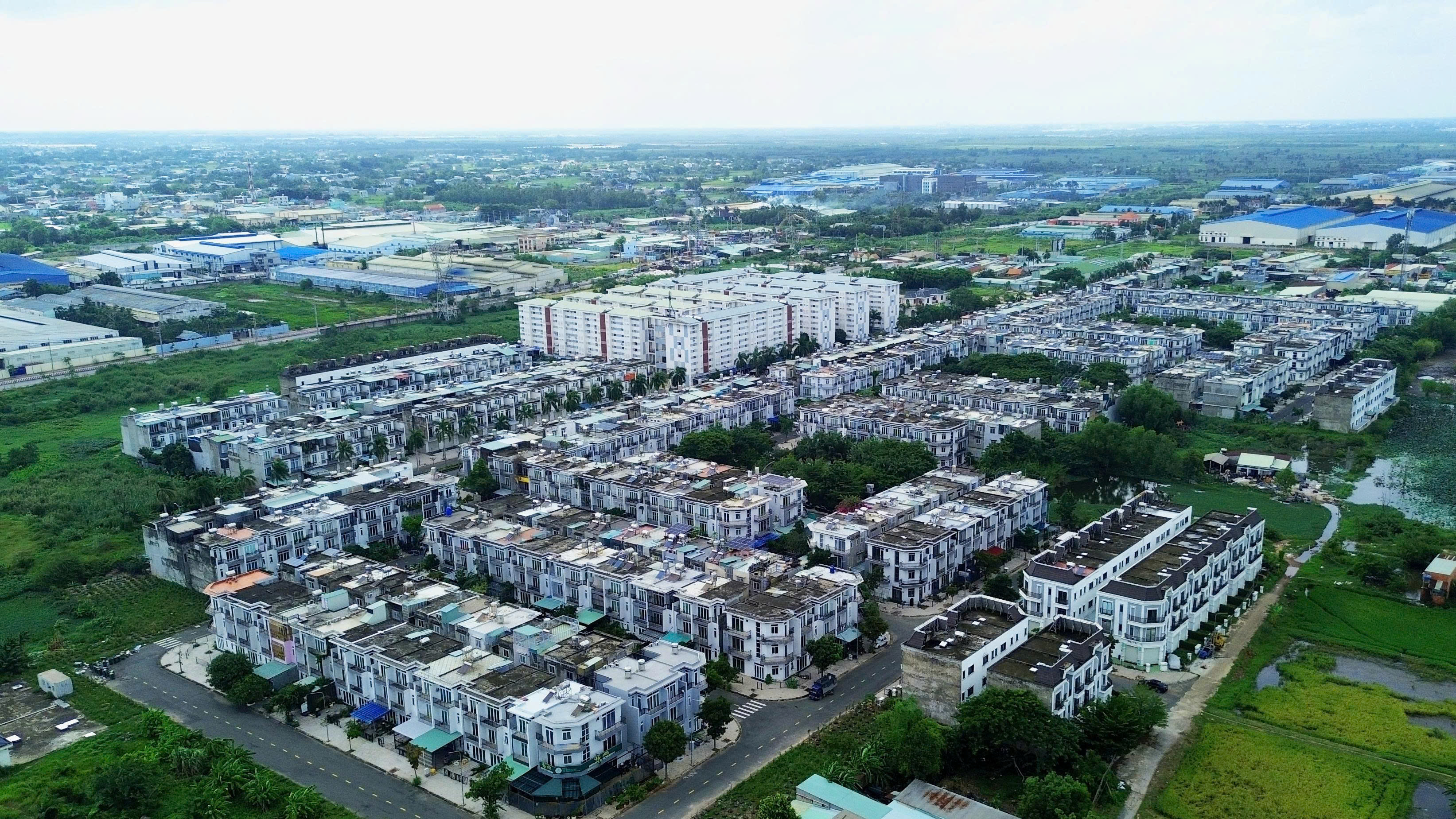Tiền đất bổ sung 5,4%/năm thêm 'gánh nặng', đề xuất phương án khả thi